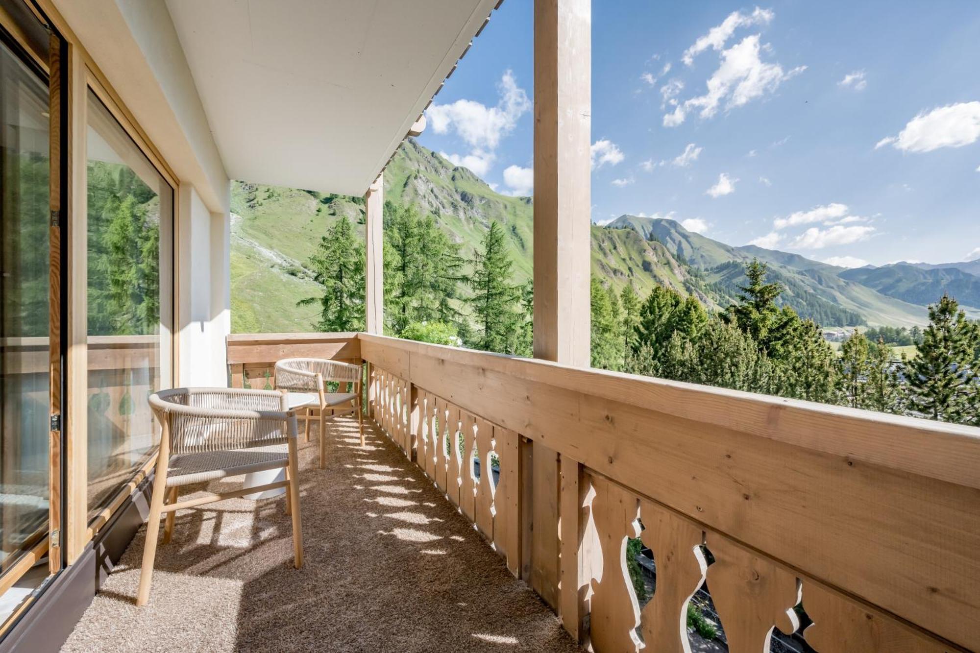 होटल Relais & Chateaux Chasa Montana 5*